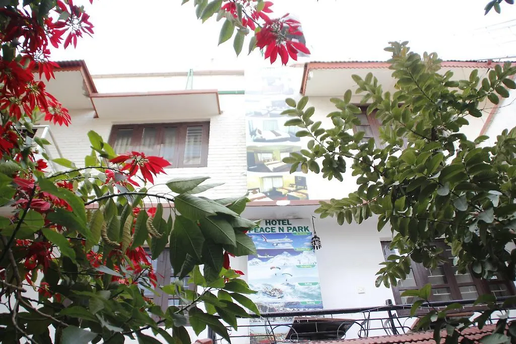 Hotel Peace N Park Kathmandu 2*,